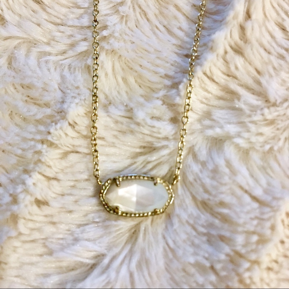 Kendra Scott Elisa Necklace